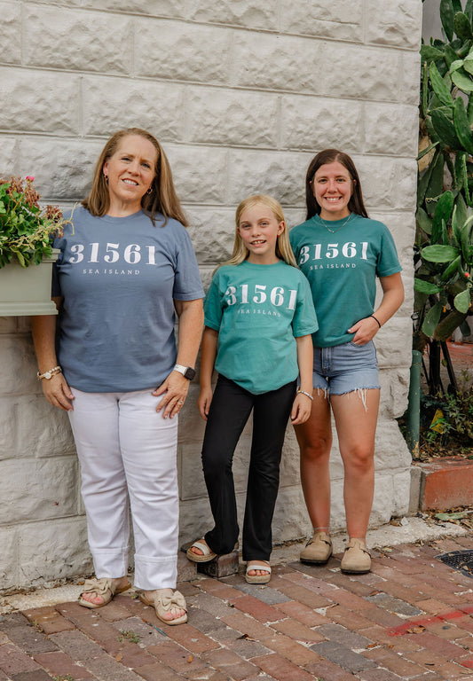 SEA ISLAND 31561 | Premium Signature Tee (Pre-sale)