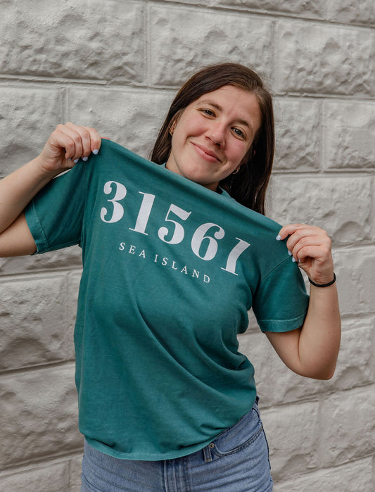 SEA ISLAND 31561 | Premium Signature Tee (Pre-sale)